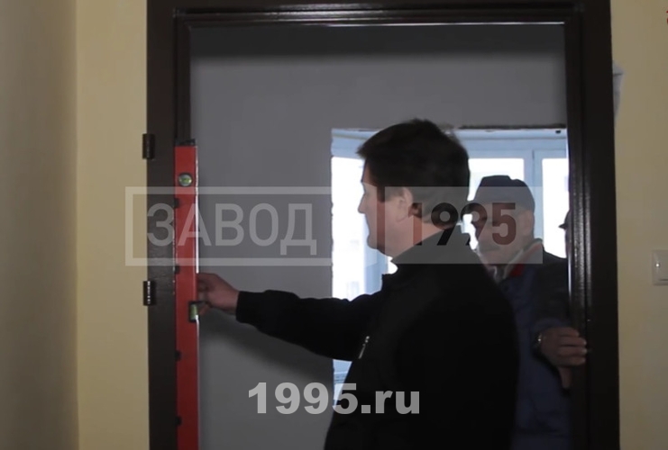 Установка нового короба по уровню Установка нового короба по уровню