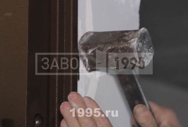 Крепление короба в проеме Крепление короба в проеме