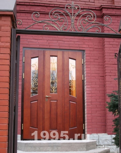 Установленная дверь Установленная дверь