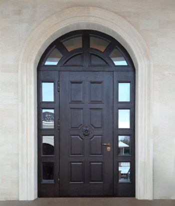 Парадные двери