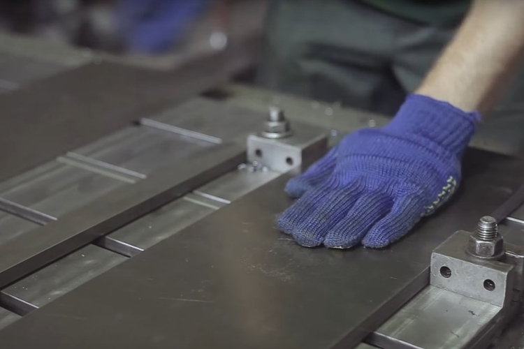 Производственный станок Производственный станок