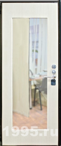 Входная дверь с зеркалом в квартиру Входная дверь с зеркалом в квартиру